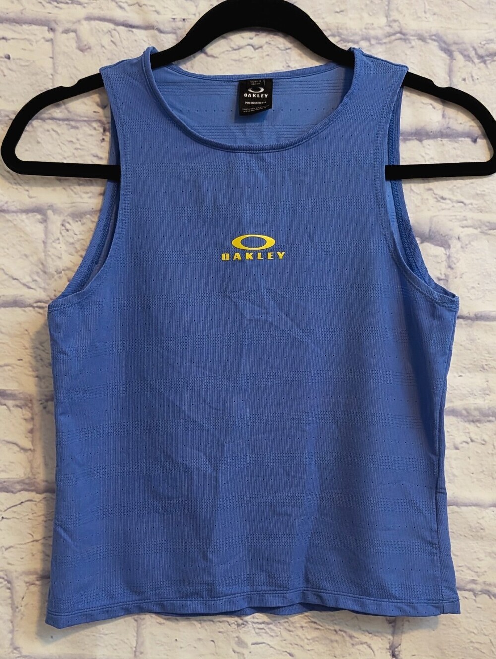 Oakley All In Racerback Blue Performance Tank - Size Small - Picture 3 of 5